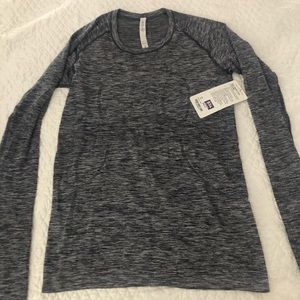 NWT Lululemon long sleeve swiftly tee